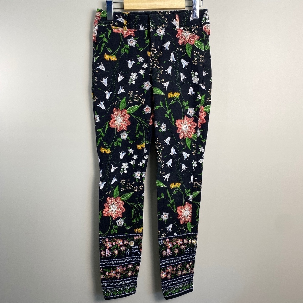 Old Navy PIXIE Women's Black Floral Fairy Garden Mid Rise Stretchy Pants 2-Tall‎